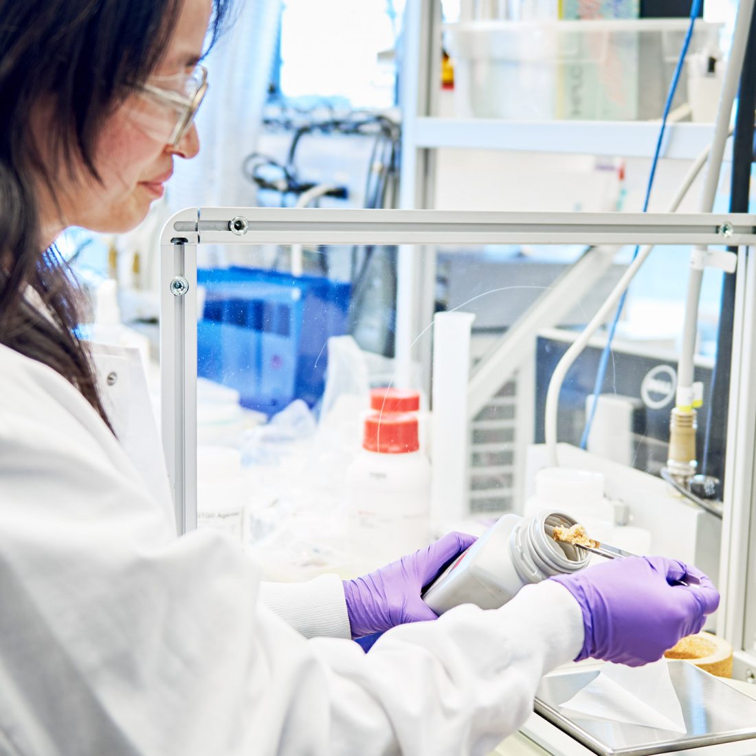 Measuring at the Lab Bench