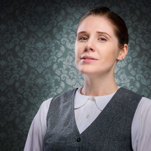 Samantha Moon, Miss Holmes at The Footlight Club